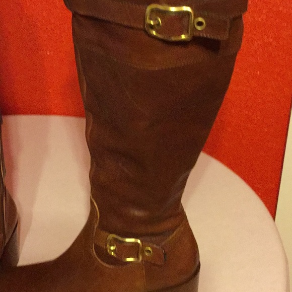 Coach Boots - Picture 6 of 8